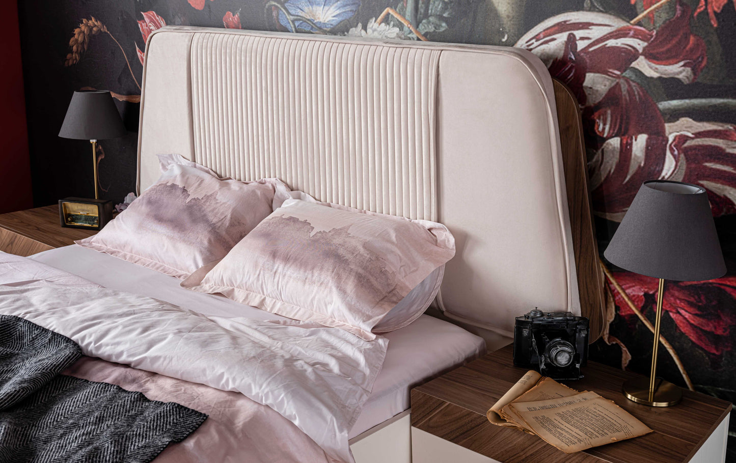 GALATA Bed - King Size