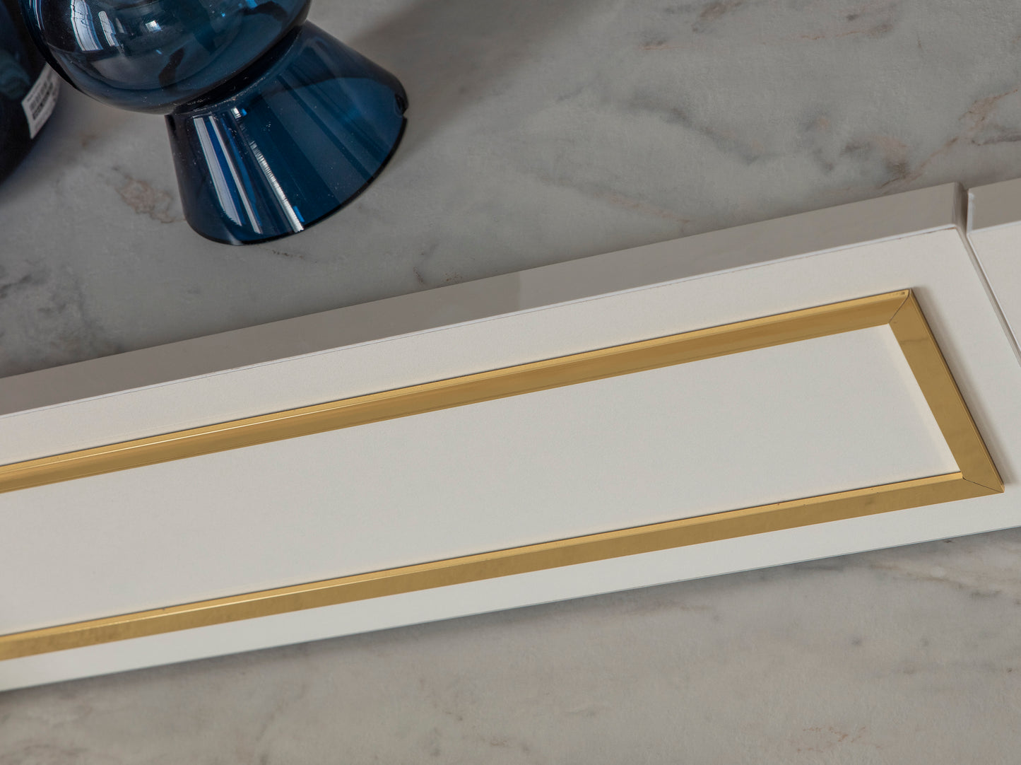 DECO - Dresser