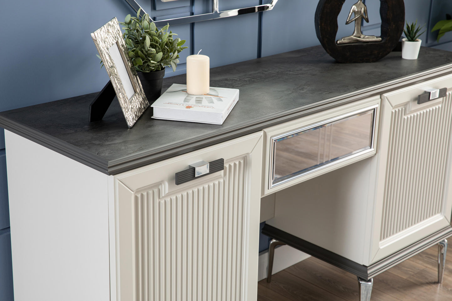 MARMARİS - DRESSER
