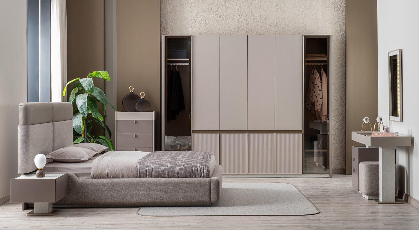 Carmen Bed