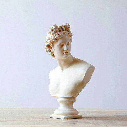 Resin Craft Memorial Statue