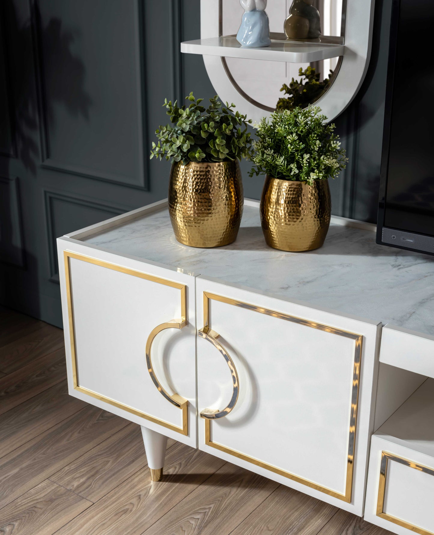 DECO - TV Cabinet